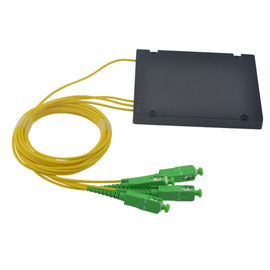 شراء ABS صندوق الألياف البصرية الفاصل FTTH الشبكات 1X3 1X4 PLC اكتب مع SC موصل online manufacture